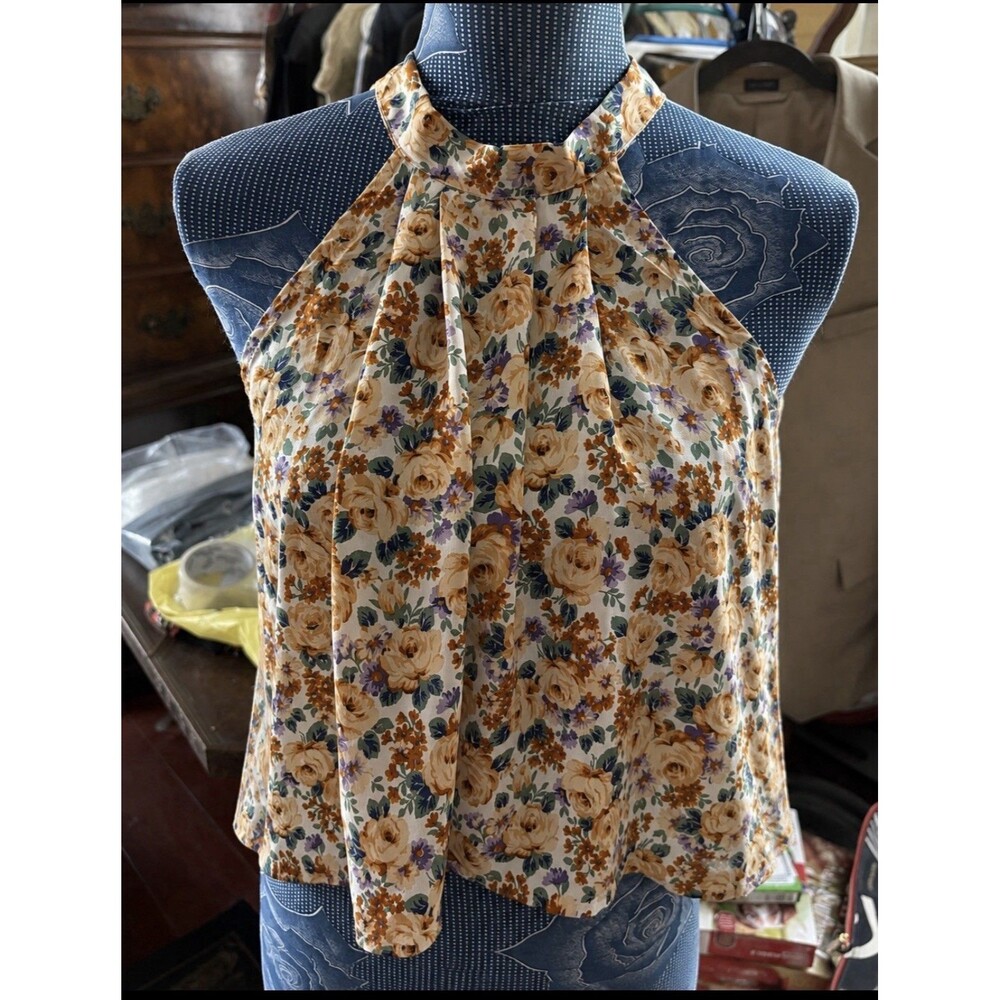 Unbranded Size Large Women’s Floral Halter Blouse 42” Bust 18” Length
